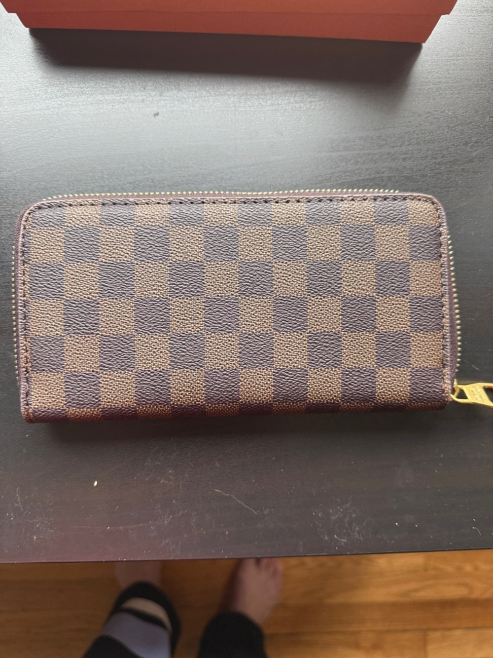 Louis Vuitton Brown Damier Check Zip Wallet with Gold Hardware - Picture 4 of 11